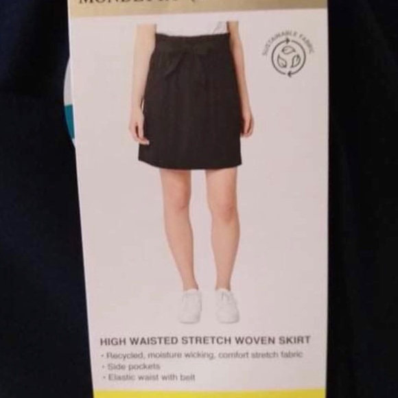 Mondetta High Waisted Cargo Skirt Black - Picture 13 of 13